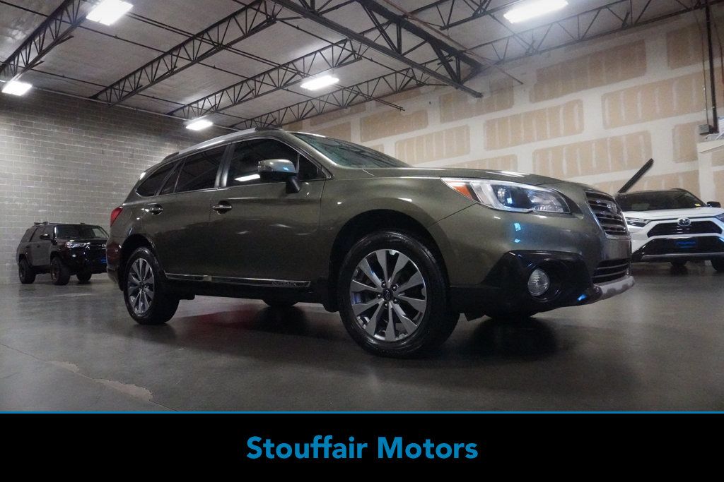 2017 Subaru Outback 3.6R Touring Wagon - 22963065 | Video 1