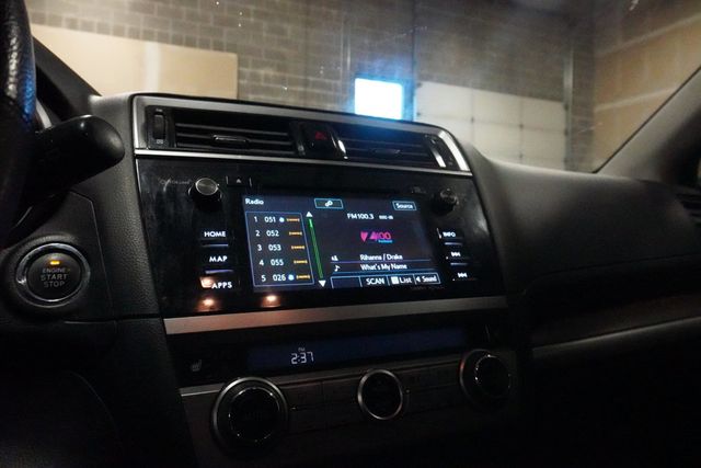 2017 Subaru Outback 3.6R Touring Wagon - 22963065 - 10