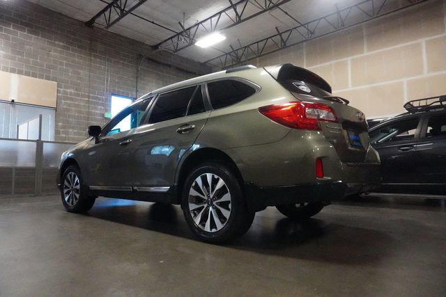 2017 Subaru Outback 3.6R Touring Wagon - 22963065 - 2