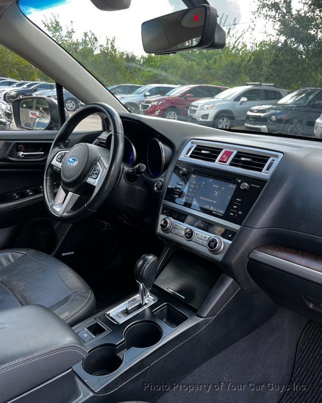 2017 Subaru Outback Leather - 23081537 - 18