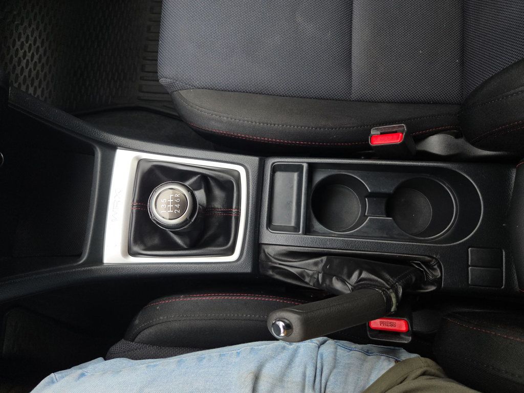 Subaru WRX photo 15
