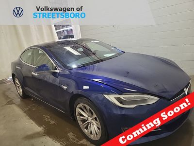 2017 Tesla Model S - 5YJSA1E2XHF229496