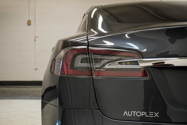 2017 Tesla Model S 100D AWD - 22976058 - 32