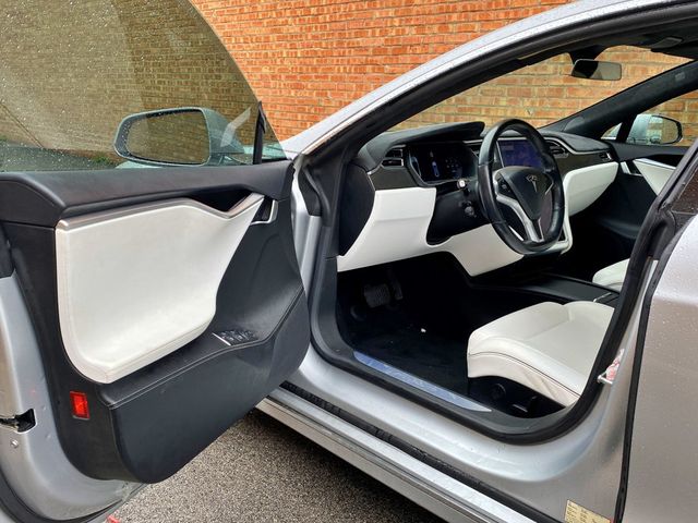 2017 Tesla Model S 60 RWD - 23007564 - 5