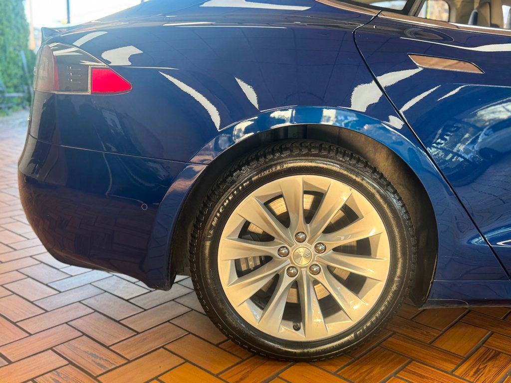 2017 Tesla Model S 75D AWD photo 14