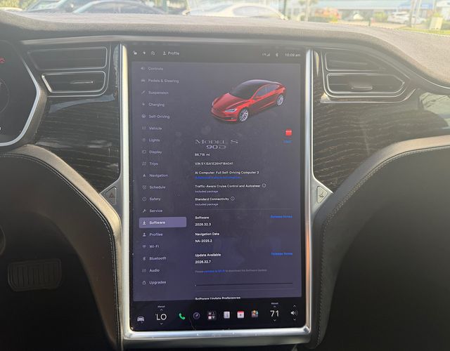 2017 Tesla Model S 90D AWD - 23082494 - 11