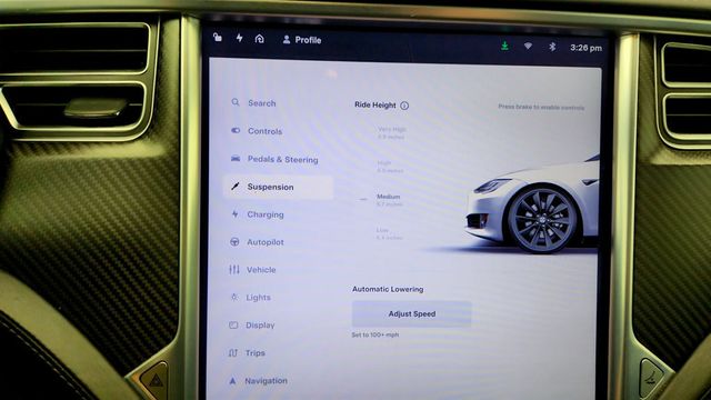 2017 Tesla Model S P100D AWD with 21'' Grey Turbine Wheels - 22991454 - 17