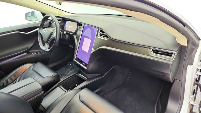 2017 Tesla Model S P100D AWD with 21'' Grey Turbine Wheels - 22991454 - 29