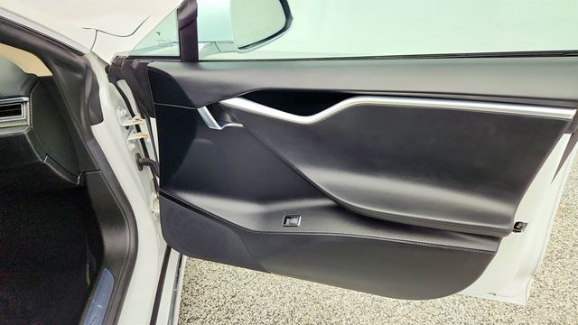 2017 Tesla Model S P100D AWD with 21'' Grey Turbine Wheels - 22991454 - 30