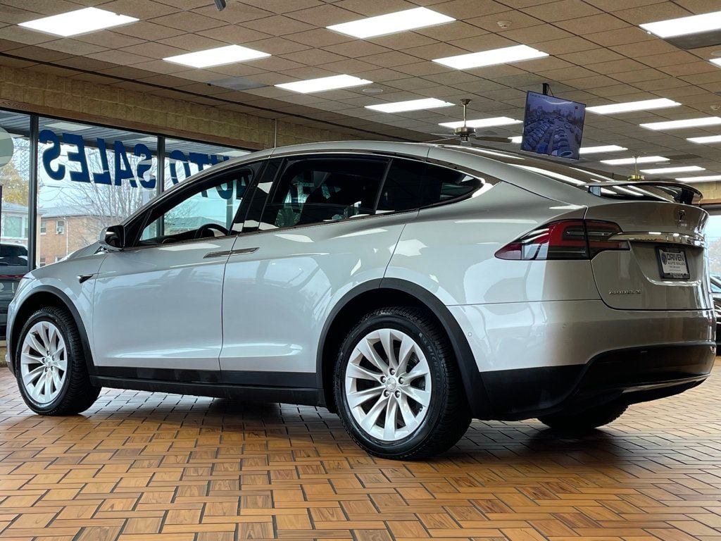 2017 Tesla Model X 100D photo 3
