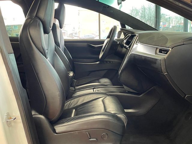 2017 Tesla Model X 100D AWD - 22992379 - 21
