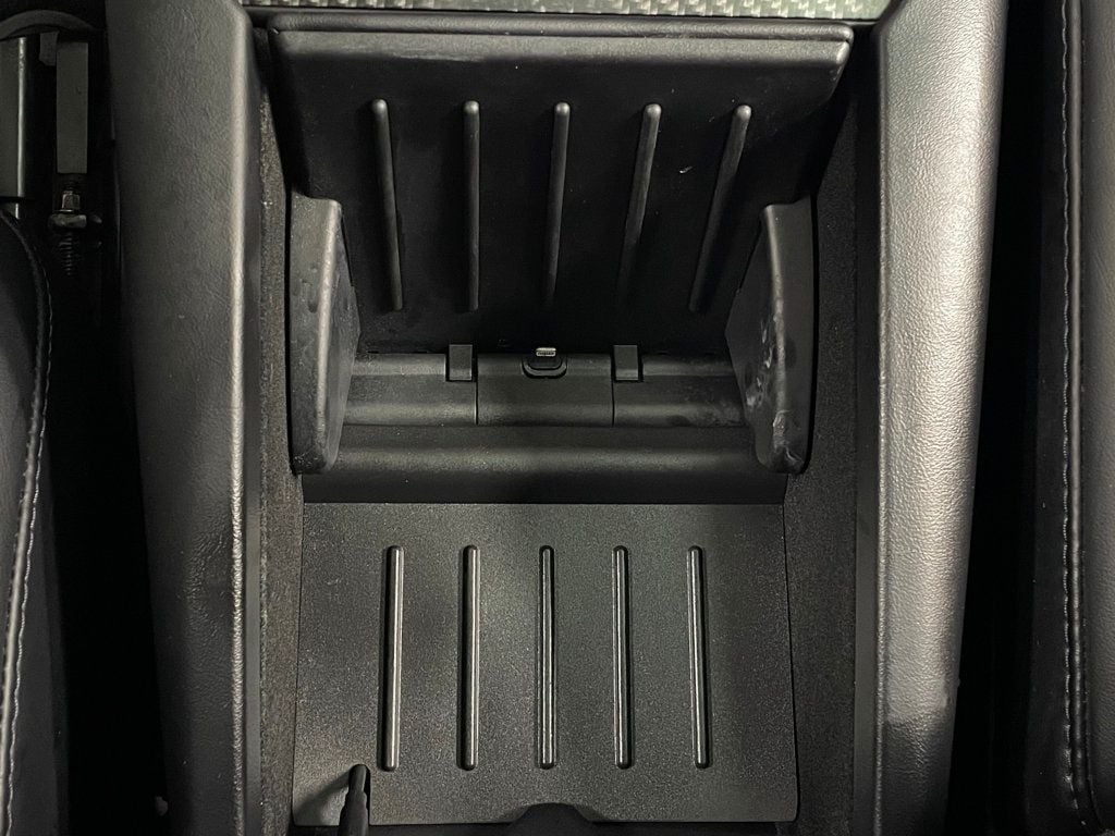 2017 Tesla Model X 100D AWD - 22992379 - 42