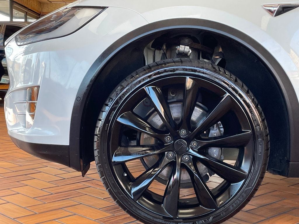 2017 Tesla Model X 100D AWD - 22992379 - 4