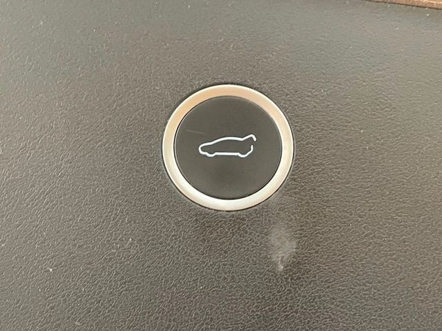 2017 Tesla Model X 100D AWD - 22995936 - 19