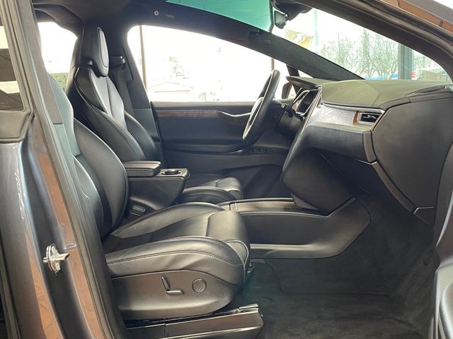 2017 Tesla Model X 100D AWD - 22995936 - 21
