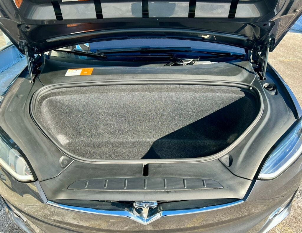 2017 Tesla Model X 100D AWD - 22962316 - 11