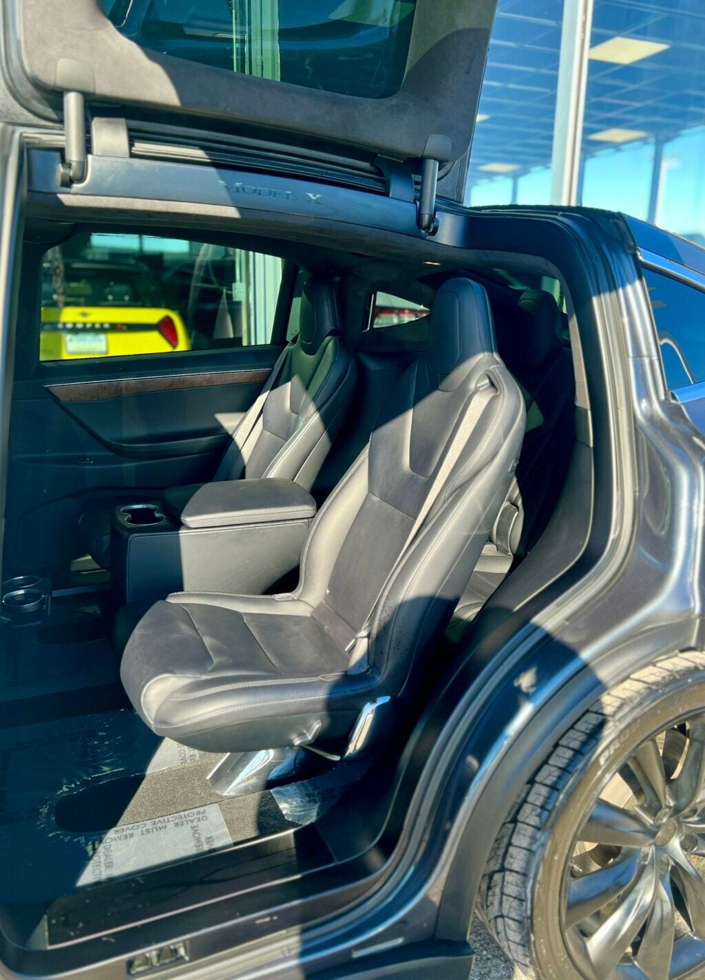 2017 Tesla Model X 100D AWD - 22962316 - 16