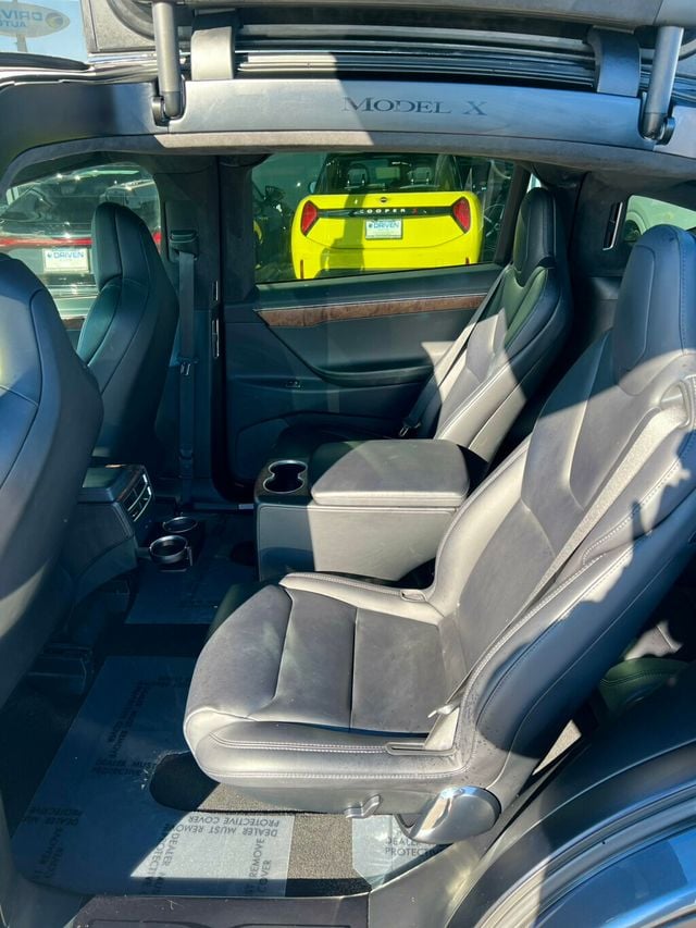 2017 Tesla Model X 100D AWD - 22962316 - 17