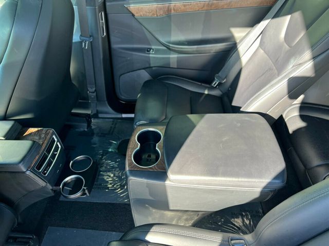 2017 Tesla Model X 100D AWD - 22962316 - 19