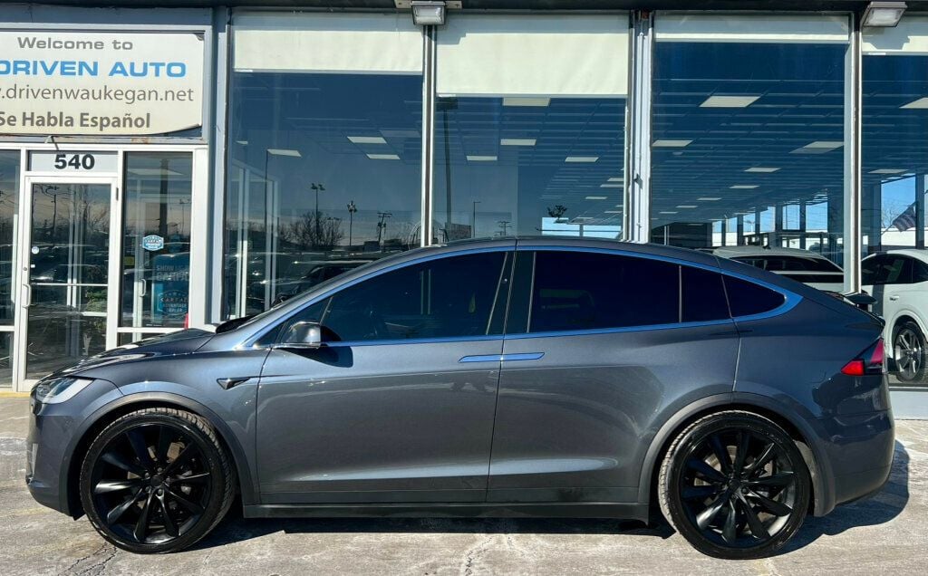 2017 Tesla Model X 100D AWD - 22962316 - 41