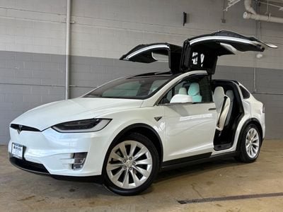 2017 Tesla Model X - 5YJXCBE24HF065099
