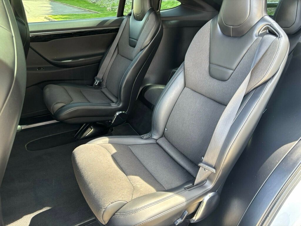 2017 Tesla Model X 2017 Tesla Model X 75D - 23002923 - 18