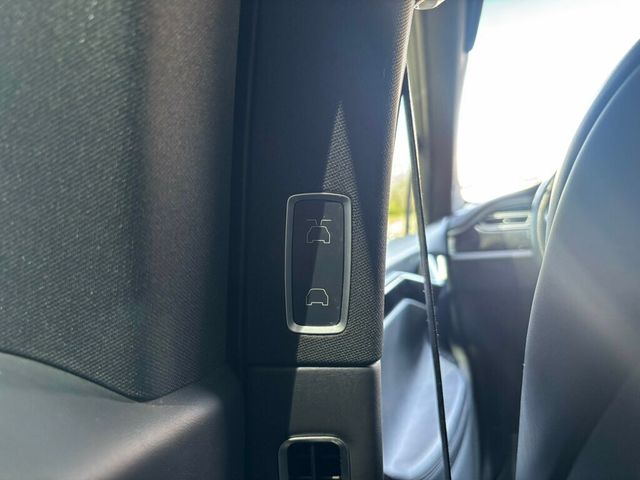 2017 Tesla Model X 2017 Tesla Model X 75D - 23002923 - 19