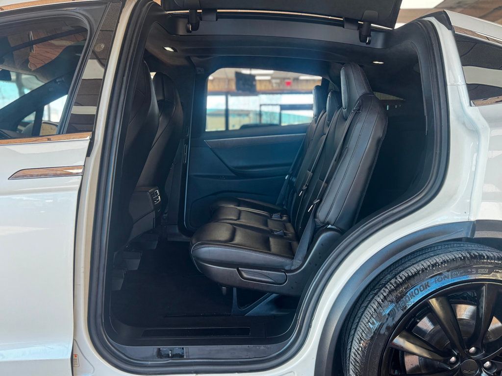 2017 Tesla Model X 75D AWD - 22972345 - 17