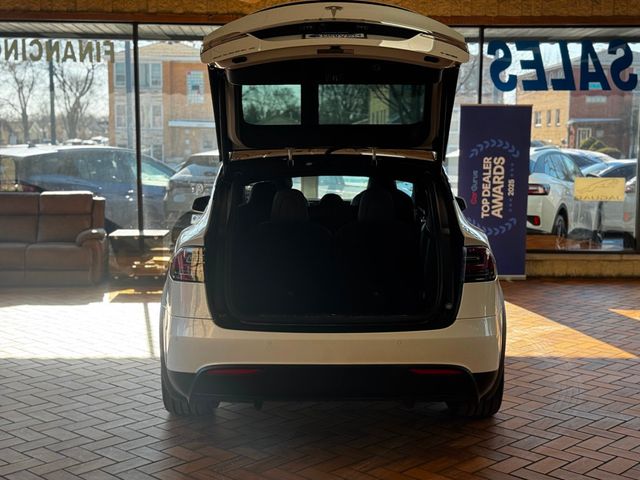 2017 Tesla Model X 75D AWD - 22972345 - 21