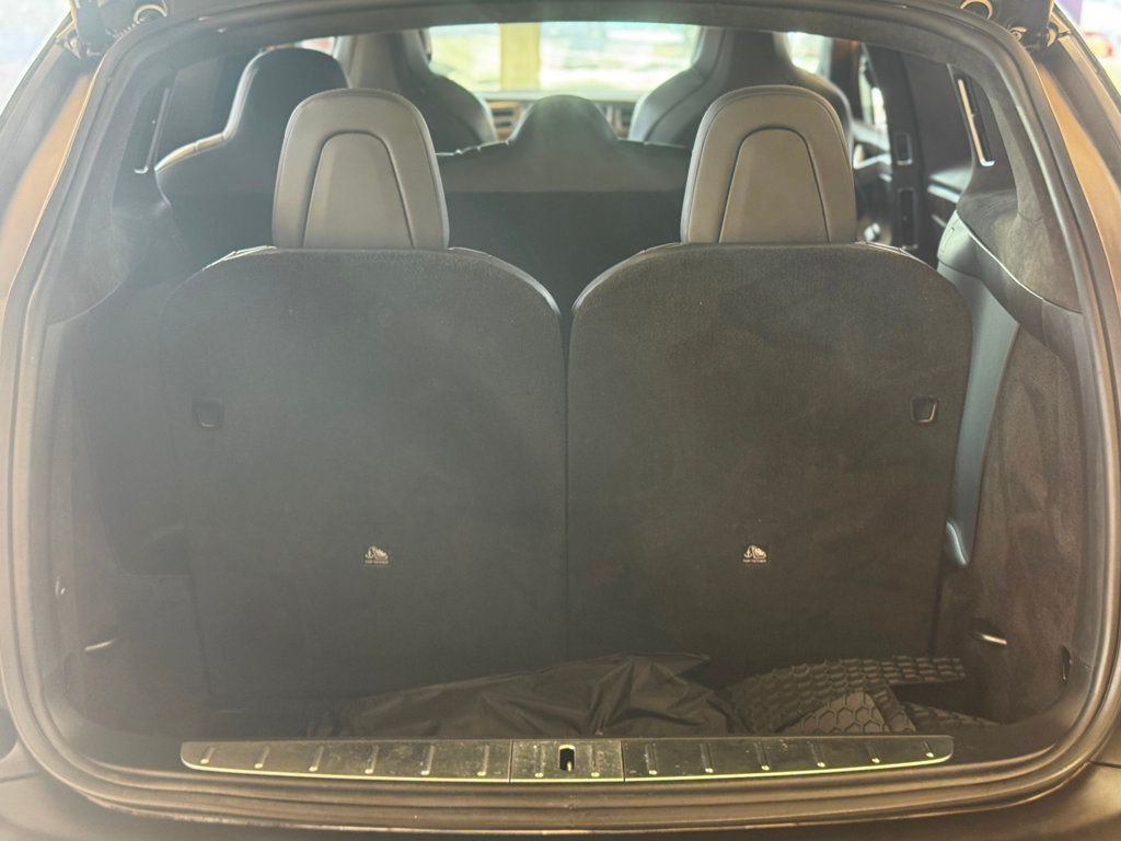 2017 Tesla Model X 75D AWD - 22972345 - 22