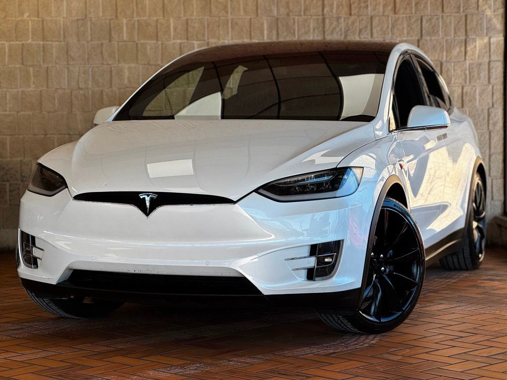 2017 Tesla Model X 75D AWD - 22972345 - 2