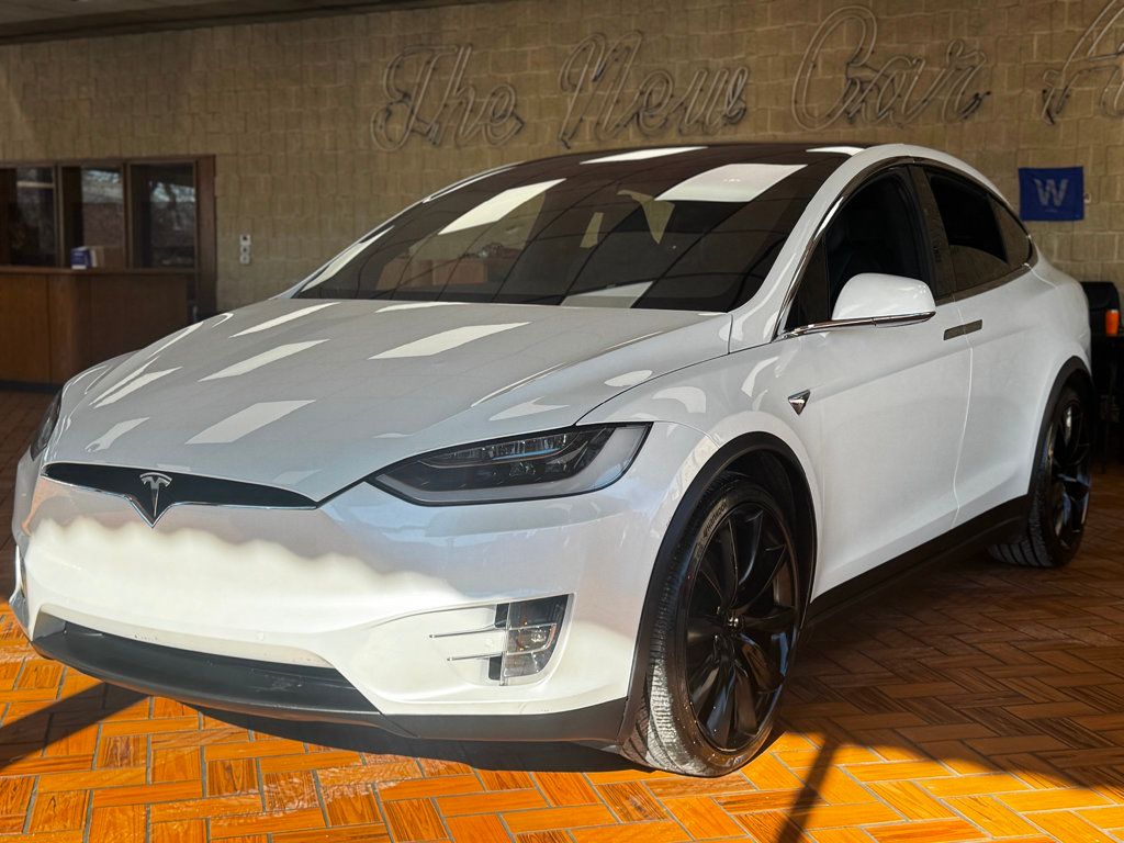 2017 Tesla Model X 75D AWD - 22972345 - 4