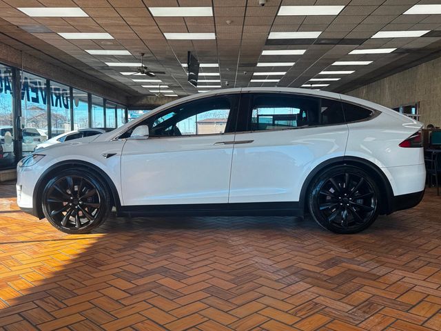 2017 Tesla Model X 75D AWD - 22972345 - 5