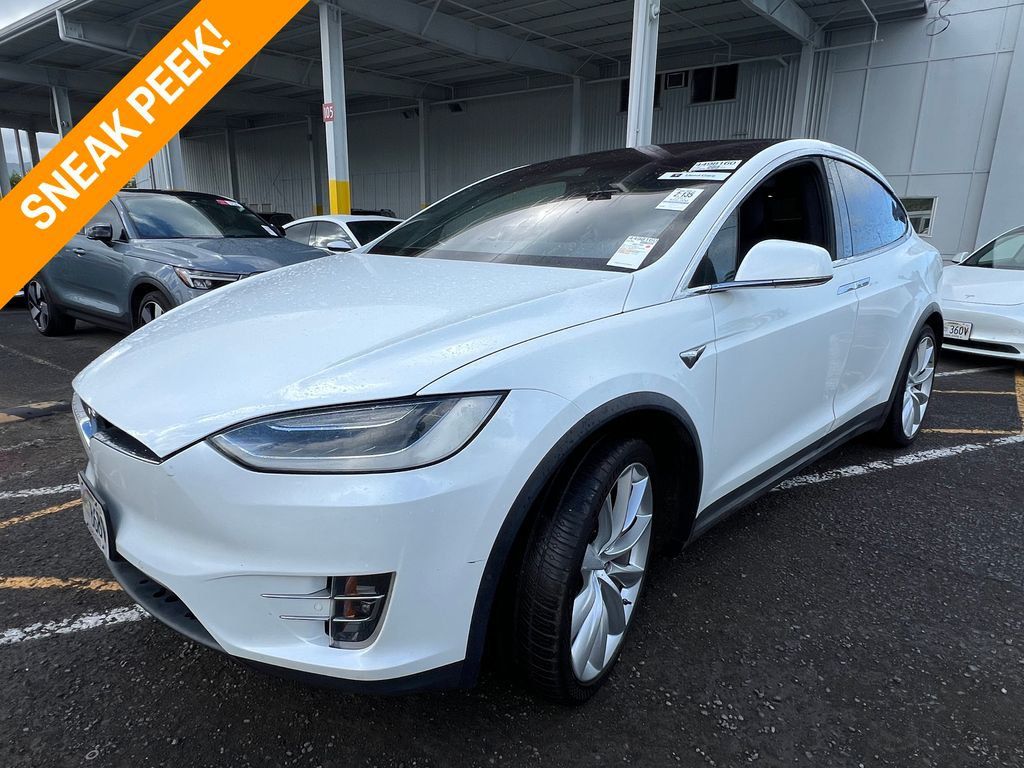 2017 Tesla Model X 75D AWD - 23061433 | Video 1