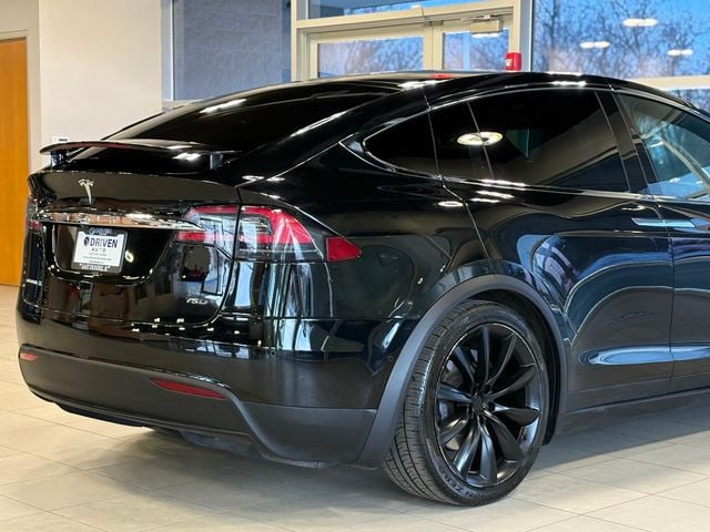 2017 Tesla Model X 75D AWD - 22962462 - 12