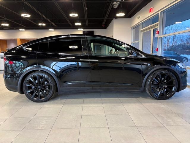2017 Tesla Model X 75D AWD - 22962462 - 14