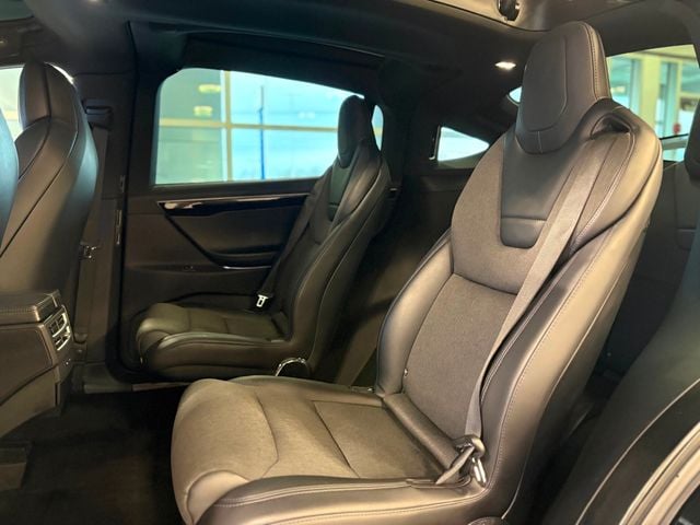 2017 Tesla Model X 75D AWD - 22962462 - 20