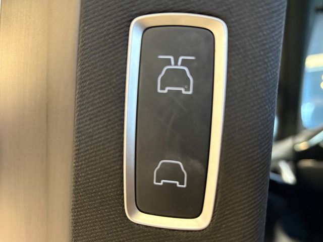 2017 Tesla Model X 75D AWD - 22962462 - 24