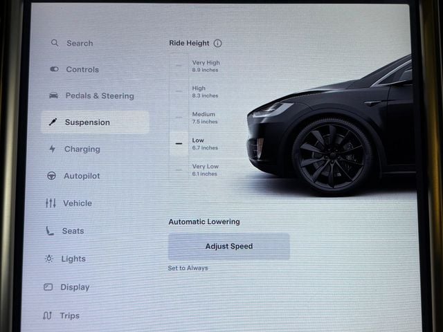 2017 Tesla Model X 75D AWD - 22962462 - 28