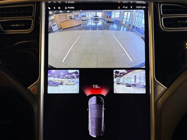 2017 Tesla Model X 75D AWD - 22962462 - 34