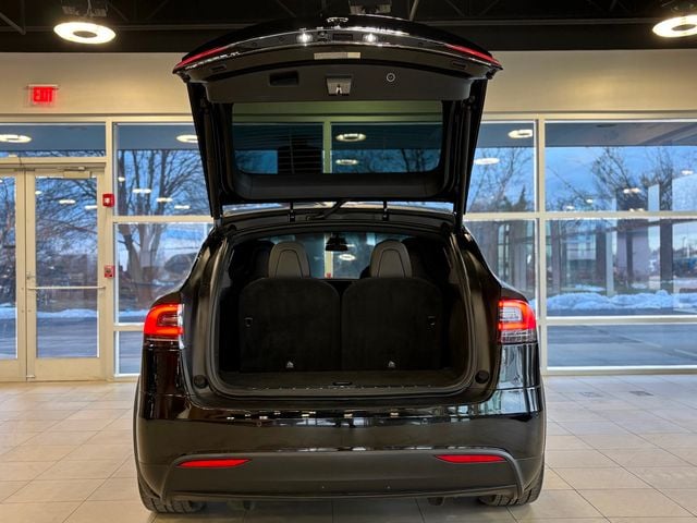 2017 Tesla Model X 75D AWD - 22962462 - 39