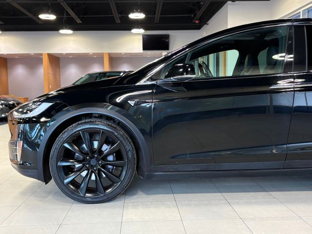 2017 Tesla Model X 75D AWD - 22962462 - 5