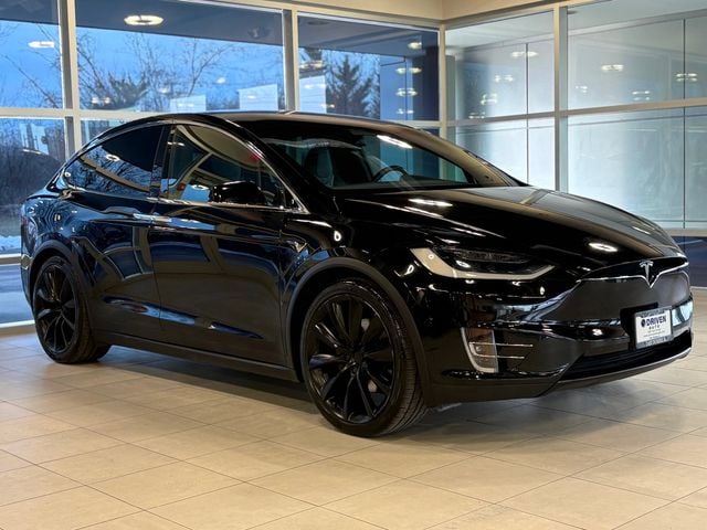 2017 Tesla Model X 75D AWD - 22962462 - 7