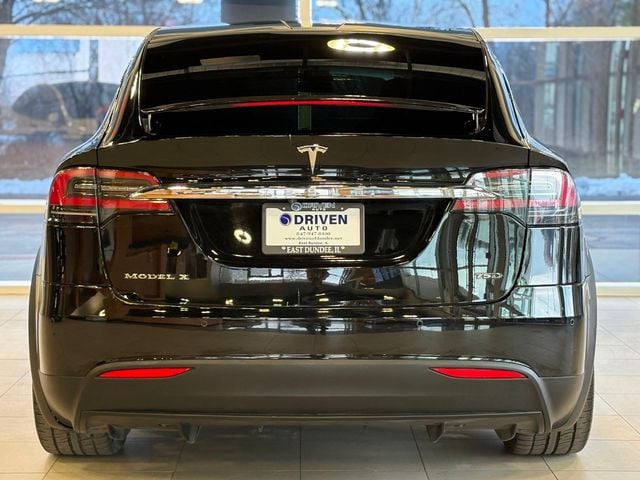 2017 Tesla Model X 75D AWD - 22962462 - 8