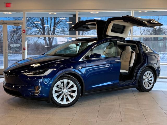 2017 Tesla Model X 75D AWD - 22977768 - 0