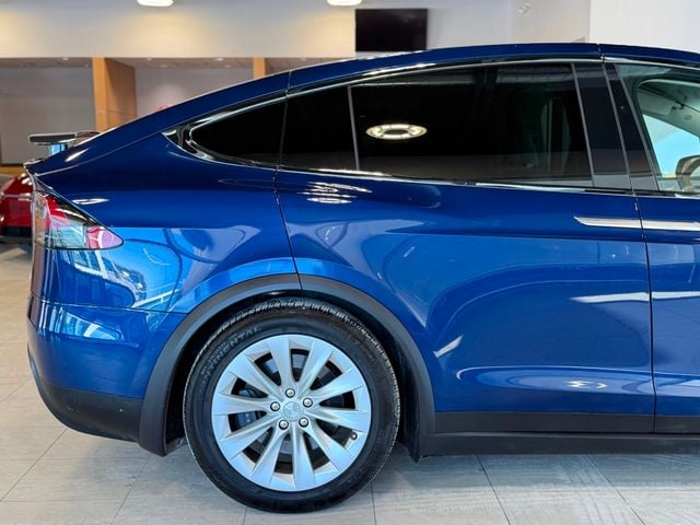 2017 Tesla Model X 75D AWD - 22977768 - 17