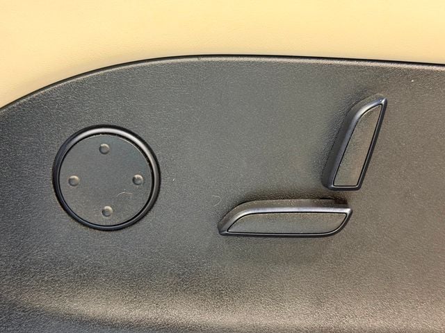 2017 Tesla Model X 75D AWD - 22977768 - 19