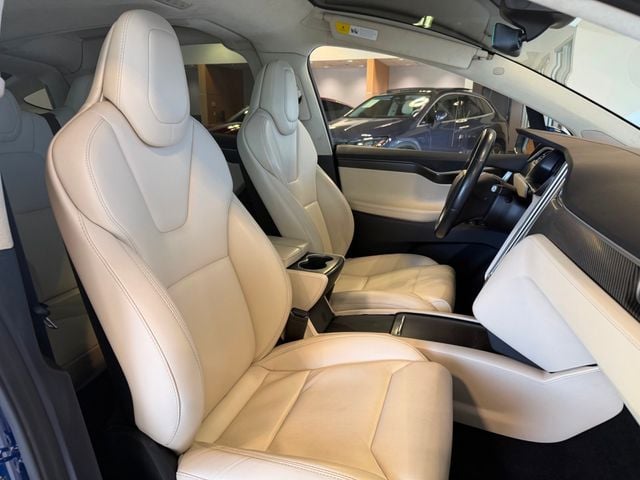 2017 Tesla Model X 75D AWD - 22977768 - 25