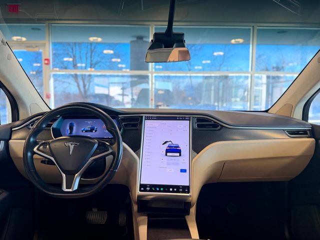 2017 Tesla Model X 75D AWD - 22977768 - 39