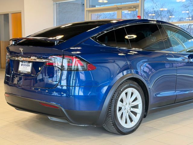 2017 Tesla Model X 75D AWD - 22988671 - 11